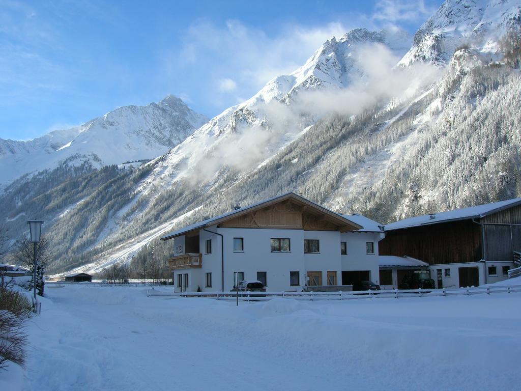 Ferienwohnung Landhaus Zell Längenfeld Exterior foto