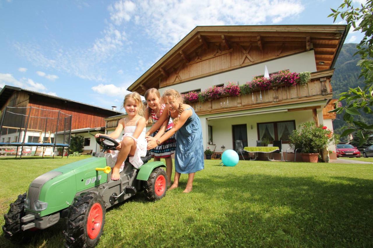 Ferienwohnung Landhaus Zell Längenfeld Exterior foto